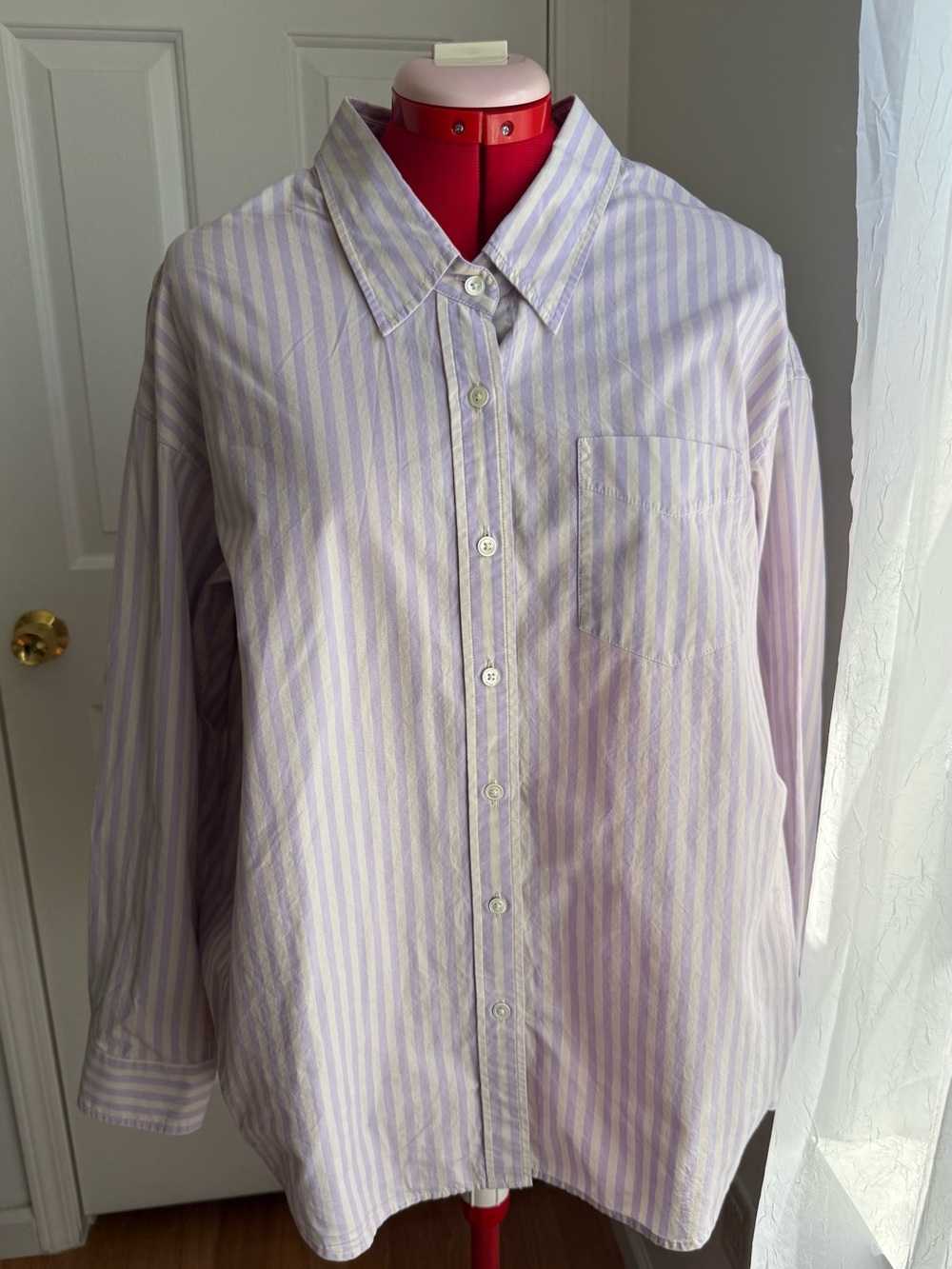 Aritzia (Wilfred Free) Light Purple and White Striped Button-Up 100% CottonShirt